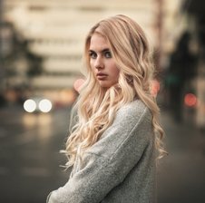 CarolineNeon